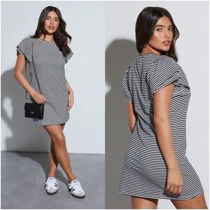 VICI Lupe Short Sleeve Striped Mini Dress